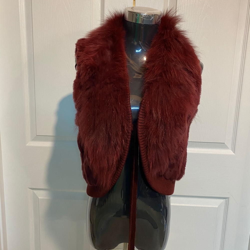 Romeo & Juliet Couture Luxe Burgundy Real Rabbit Fur Lined Fox Collar Vest M